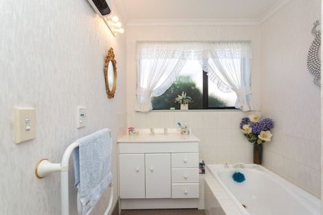 Photo of property in 8 Park Street, Mosgiel, 9024