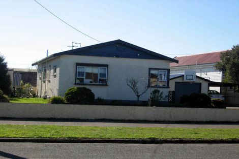 Photo of property in 96 Broadway, Carterton, 5713