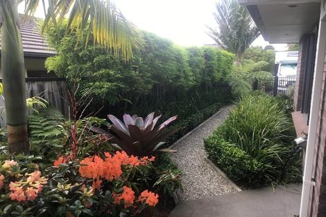 Photo of property in 28 Redwood Crescent, Hurdon, New Plymouth, 4310