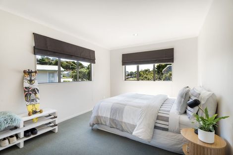 Photo of property in 3b Hawtrey Terrace, Johnsonville, Wellington, 6037