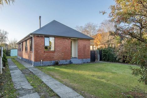 Photo of property in 30 Auburn Avenue, Upper Riccarton, Christchurch, 8041