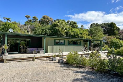 Photo of property in 14 Gibbs Road, Collingwood, 7073