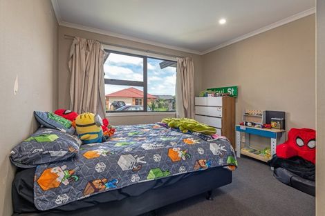 Photo of property in 2 Angelina Way, Kelvin Grove, Palmerston North, 4414