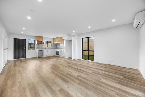 Photo of property in 40a Trentham Road, Papakura, 2110