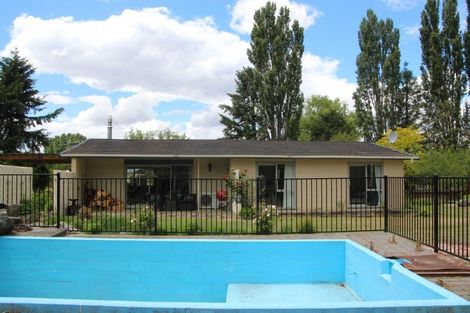 Photo of property in 413 Clyde-alexandra Road, Alexandra, 9391