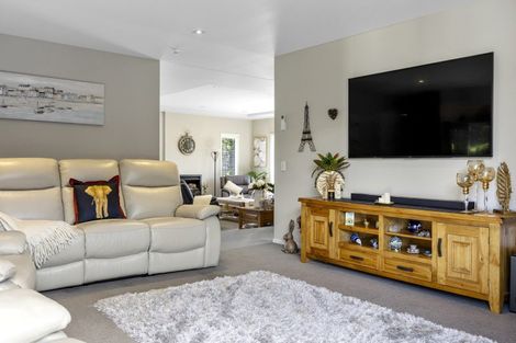 Photo of property in 2 The Pheasant Tail, Nukuhau, Taupo, 3330