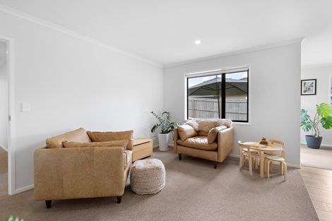 Photo of property in 27 Harriet Johnston Drive, Pokeno, 2402