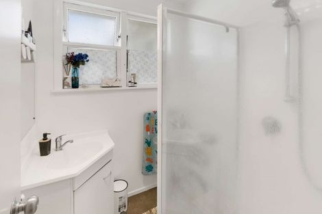 Photo of property in 18 Pandora Avenue, Sunnybrook, Rotorua, 3015