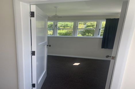 Photo of property in 4 Saint Albans Avenue, Karori, Wellington, 6012