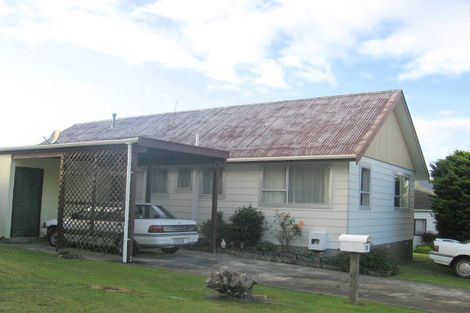 Photo of property in 12 Deveron Place, Tawa, Wellington, 5028
