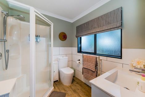 Photo of property in 8 Rifleman Lane, Paraparaumu Beach, Paraparaumu, 5032