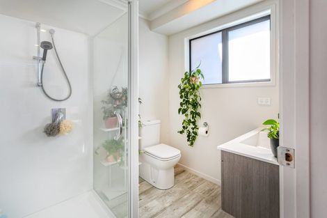 Photo of property in 136 Golden Shore Place, Coromandel, 3506