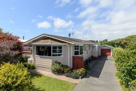 Photo of property in 7 Hodgkins Road, Waikanae Beach, Waikanae, 5036