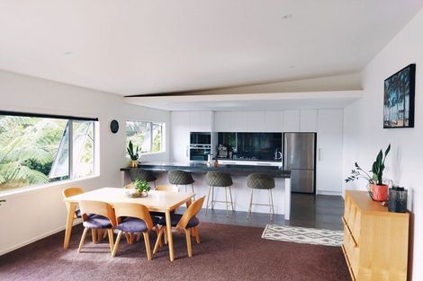 Photo of property in 60a Brois Street, Frankleigh Park, New Plymouth, 4310