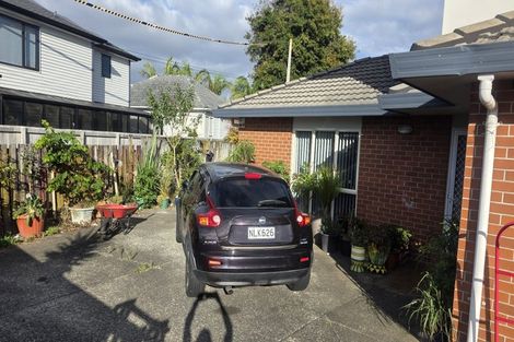 Photo of property in 83 Kimpton Road, Papatoetoe, Auckland, 2025