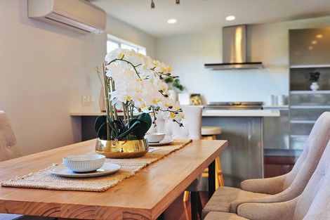 Photo of property in 65 Zara Court, Windsor Park, Auckland, 0632