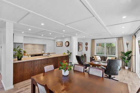 Photo of property in 1/7 Elizabeth Street, Orewa, 0931