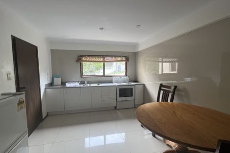 Photo of property in 9 Heaton Grove, Chatswood, Auckland, 0626