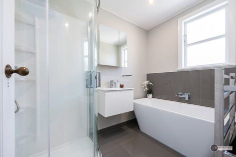 Photo of property in 9a Fergusson Street, Waterloo, Lower Hutt, 5011