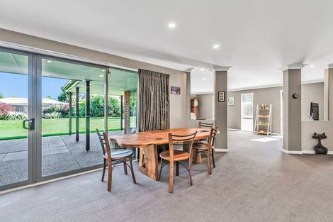 Photo of property in 4 Perrin Place, Darfield, 7510