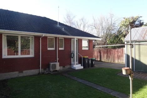 Photo of property in 2/9 Wadeley Road, Ilam, Christchurch, 8041