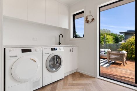 Photo of property in 72 Venice Street, Martinborough, 5711