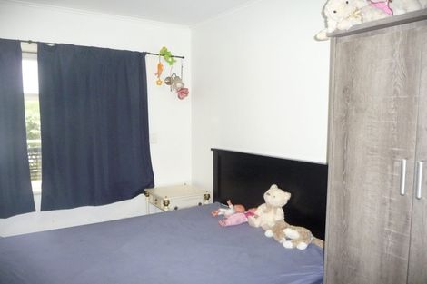 Photo of property in 1615 Great North Road, Waterview, Auckland, 1026