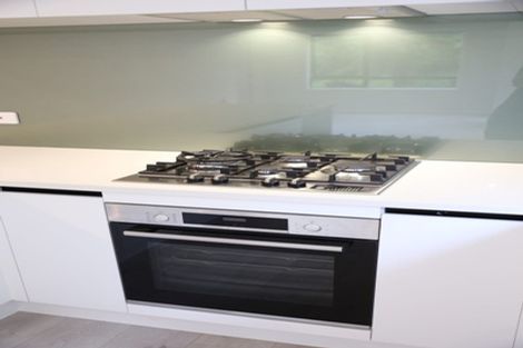 Photo of property in 109b Woodglen Road, Glen Eden, Auckland, 0602