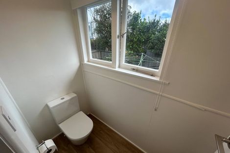 Photo of property in 14 Laurie Street, Red Beach, 0932