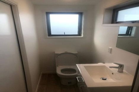 Photo of property in 7 Skyla Place, Massey, Auckland, 0614