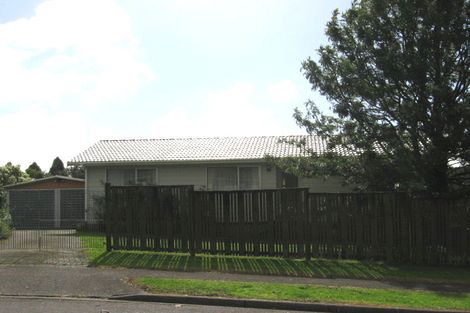 Photo of property in 13 Sabot Place, Massey, Auckland, 0614