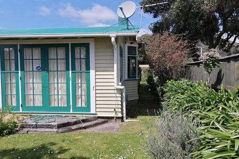 Photo of property in 110 Waiwhetu Road, Waterloo, Lower Hutt, 5011
