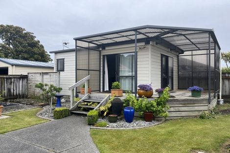 Photo of property in 23 Bell Road, Waiwhetu, Lower Hutt, 5010