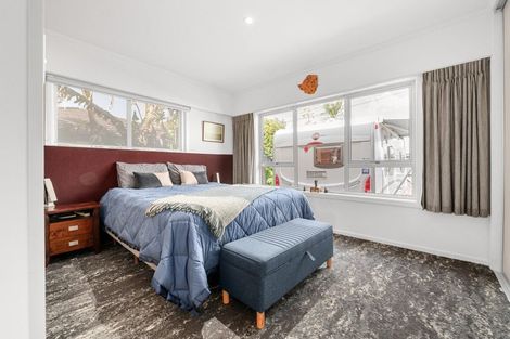 Photo of property in 118 Sandwich Road, St Andrews, Hamilton, 3200