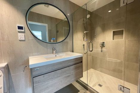 Photo of property in 40c Evelyn Place, Hillcrest, Auckland, 0627