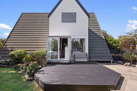 Photo of property in 6a Hurst Place, Parklands, Christchurch, 8083