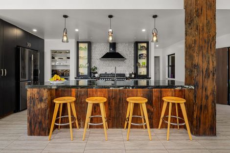 Photo of property in 65 Jamesons Esplanade, Haruru, 0204