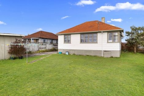 Photo of property in 99 Fairfield Road, Fairfield, Hamilton, 3214