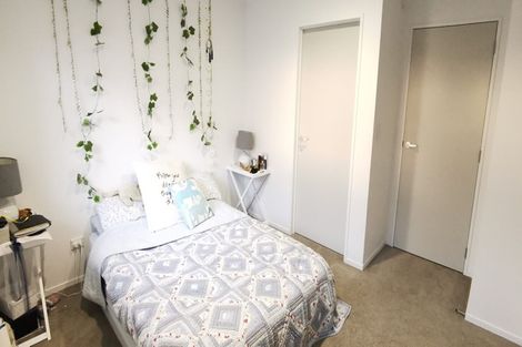 Photo of property in 2b Harakeke Road, Hobsonville, Auckland, 0616