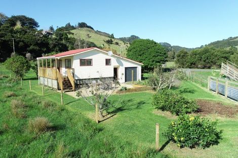 Photo of property in 4 Cemetery Road, Kuaotunu, Whitianga, 3592
