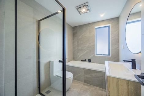 Photo of property in 28a Balthazar Road, Kumeu, 0810