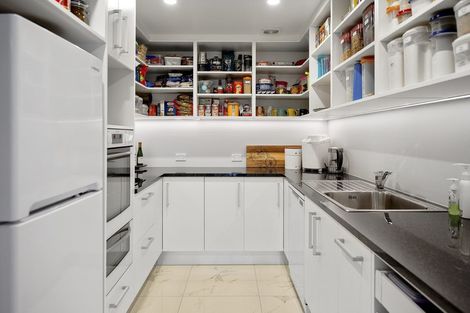 Photo of property in 199 Glenstrae Road, Redcliffs, Christchurch, 8081