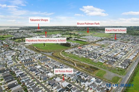 Photo of property in 69 Whare Kauri Road, Papakura, 2110