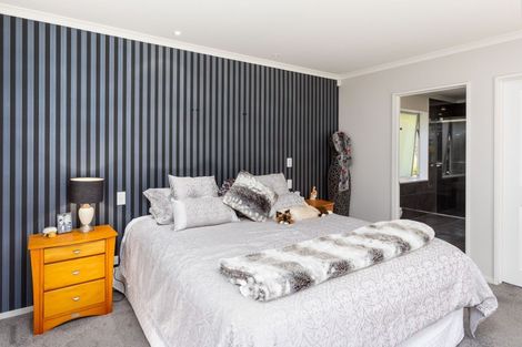 Photo of property in 7 Teviotview Place, Amberley, 7410