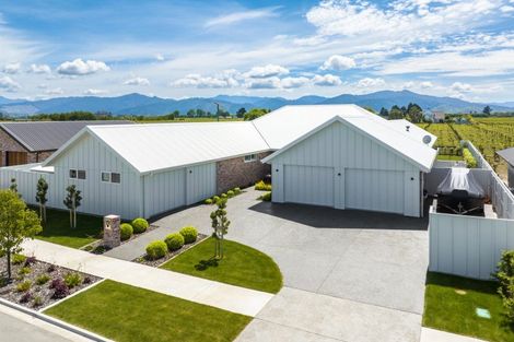 Photo of property in 24 Whitehall Drive, Springlands, Blenheim, 7201