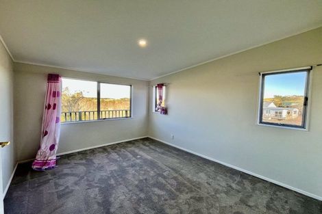 Photo of property in 42a Spur Road, Stillwater, Silverdale, 0993