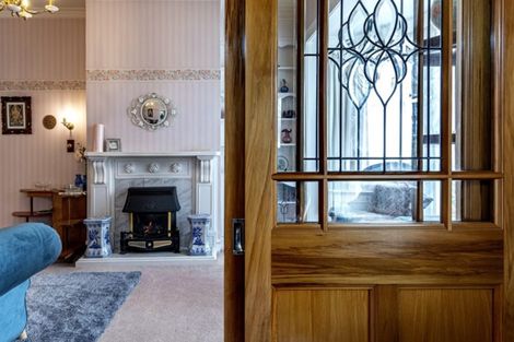 Photo of property in 90 Edgecumbe Road, Tauranga, 3110