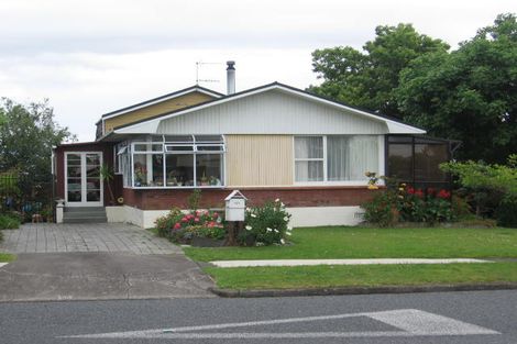 Photo of property in 153 Reeves Road, Pakuranga Heights, Auckland, 2010