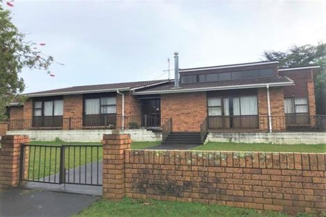 Photo of property in 10 Westpark Drive, West Harbour, Auckland, 0618