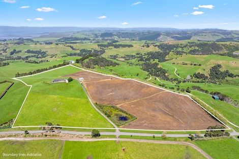 Photo of property in 107 Fuller Road, South Head, Helensville, 0874